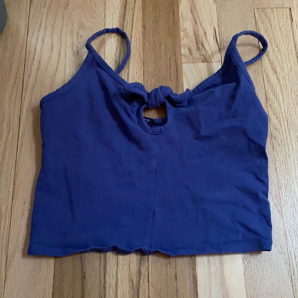 Cropped purple tie top